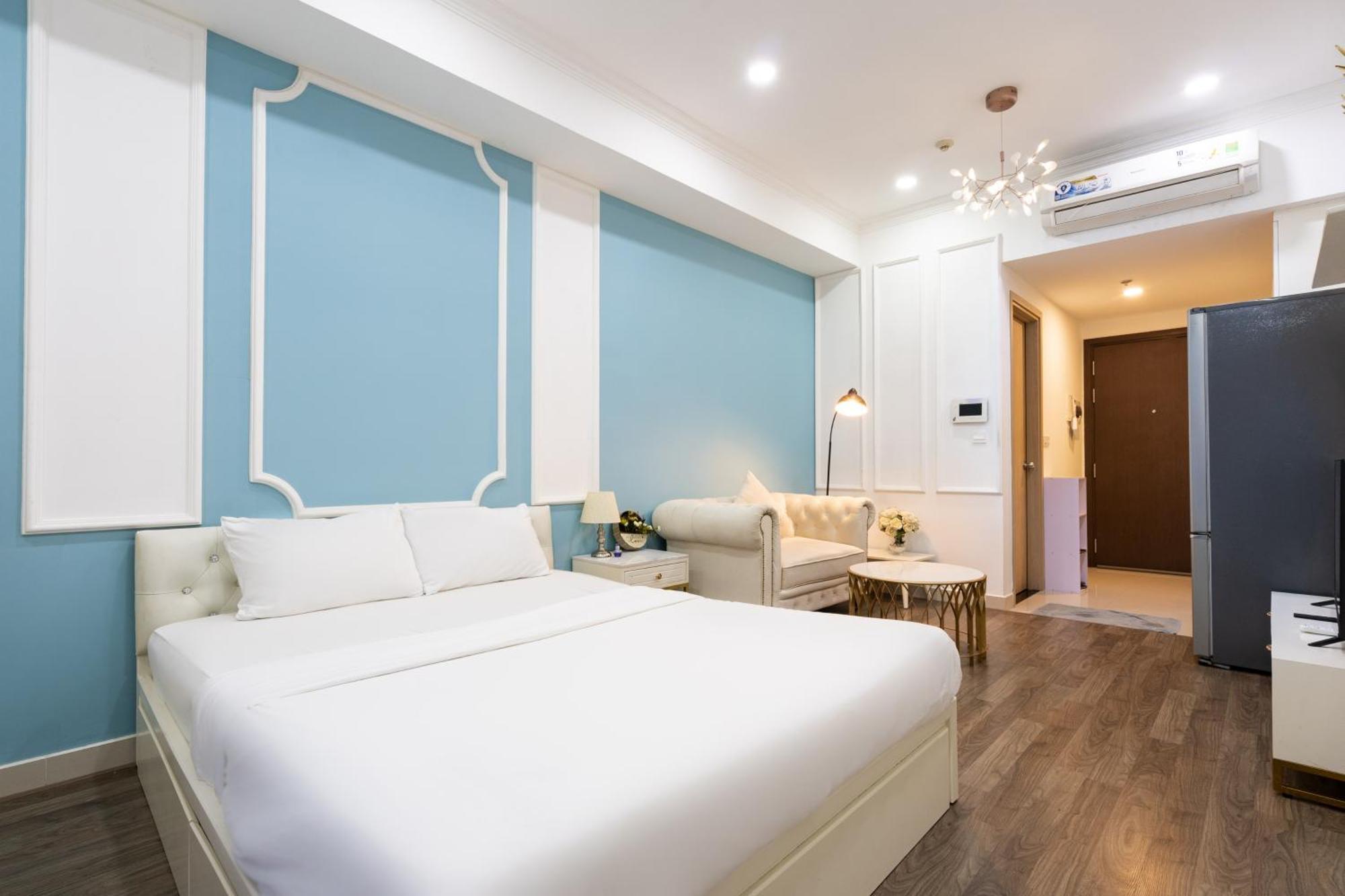 Awesome Rivergate - Cbd In Hcm Apartment