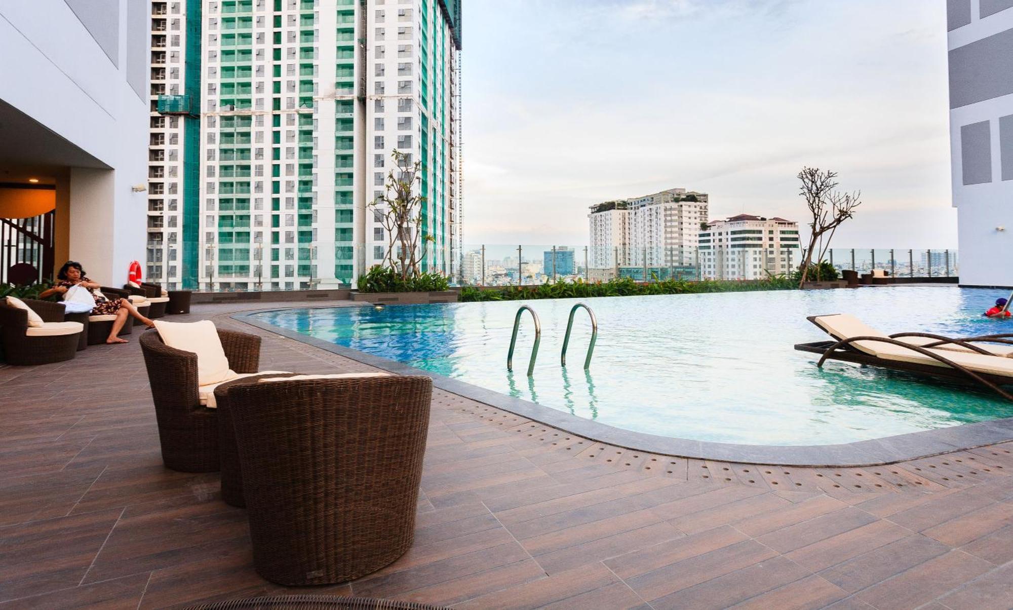 Awesome Rivergate - Cbd In Hcm * Ho Chi Minh City